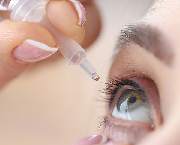 Treatment of Dry Eyes by Eye Drops